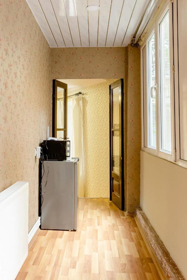 Room With Quite Yard View 第比利斯 外观 照片